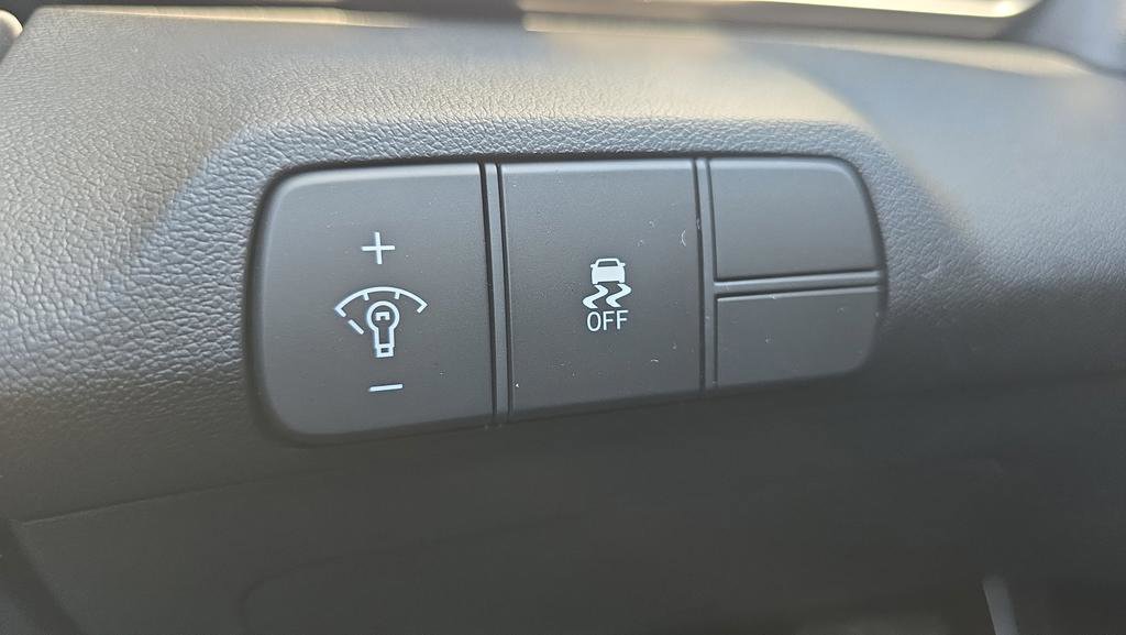 New 2026 Hyundai Elantra Sport FWD image 26
