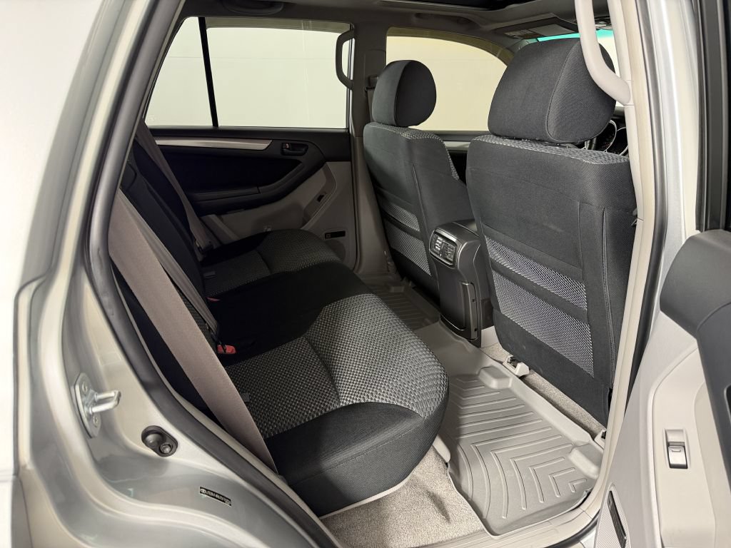 Used 2007 Toyota 4Runner Sport AWD/4WD image 16