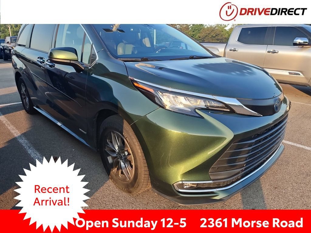 Used 2021 Toyota Sienna XLE AWD/4WD image 1