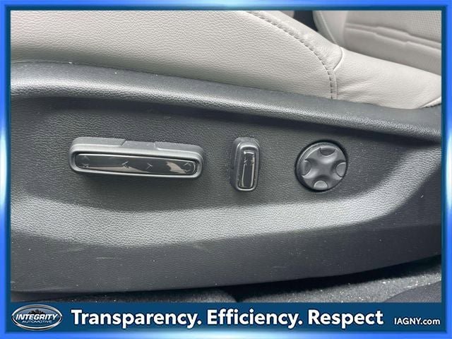Used 2022 Honda CR-V Touring image 18