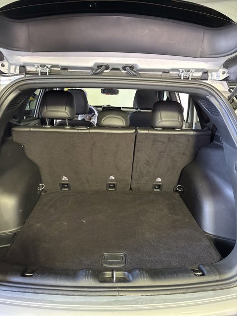 Certified 2024 Jeep Compass Limited image 29