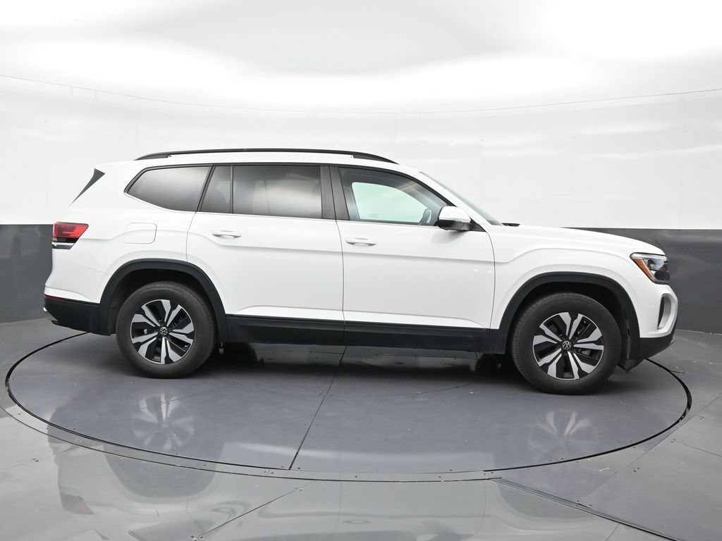 Used 2025 Volkswagen Atlas SE FWD image 6