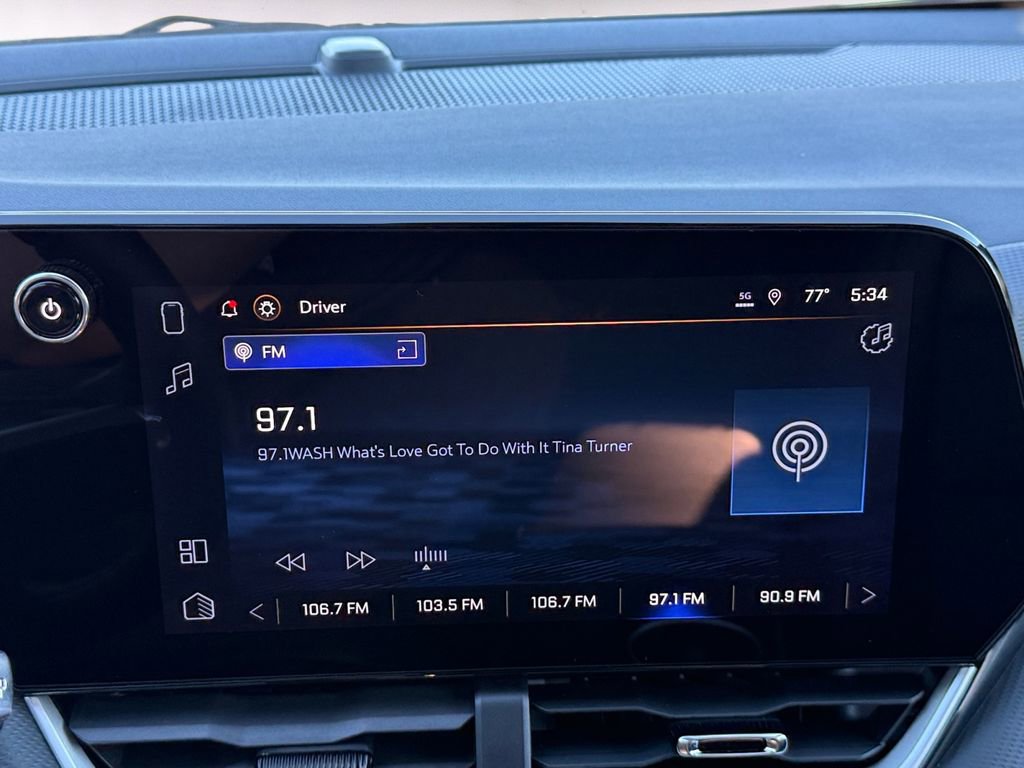 New 2026 Chevrolet Equinox LT w/ Convenience Package II FWD image 14
