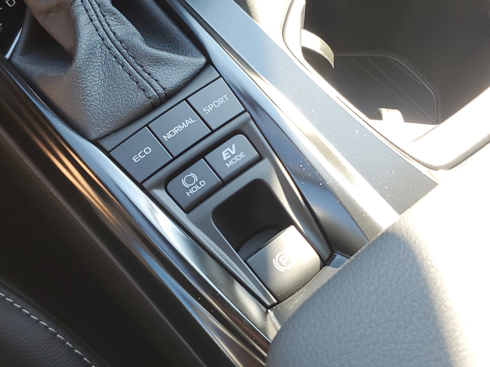 New 2026 Toyota Camry SE AWD/4WD image 31