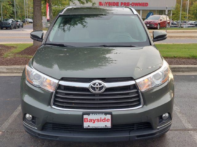 Used 2016 Toyota Highlander XLE AWD/4WD image 5