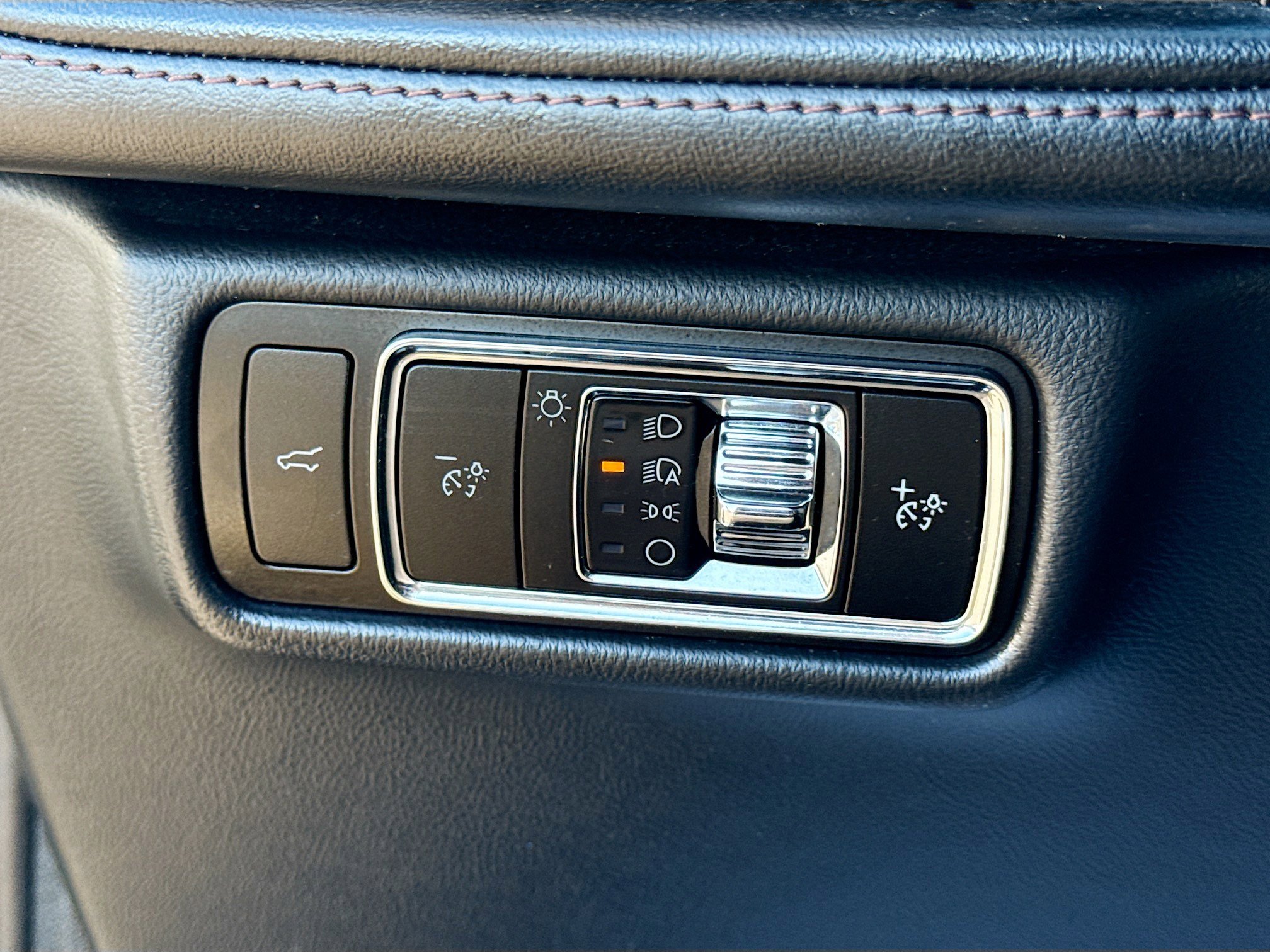 Used 2023 Lincoln Aviator Reserve image 34