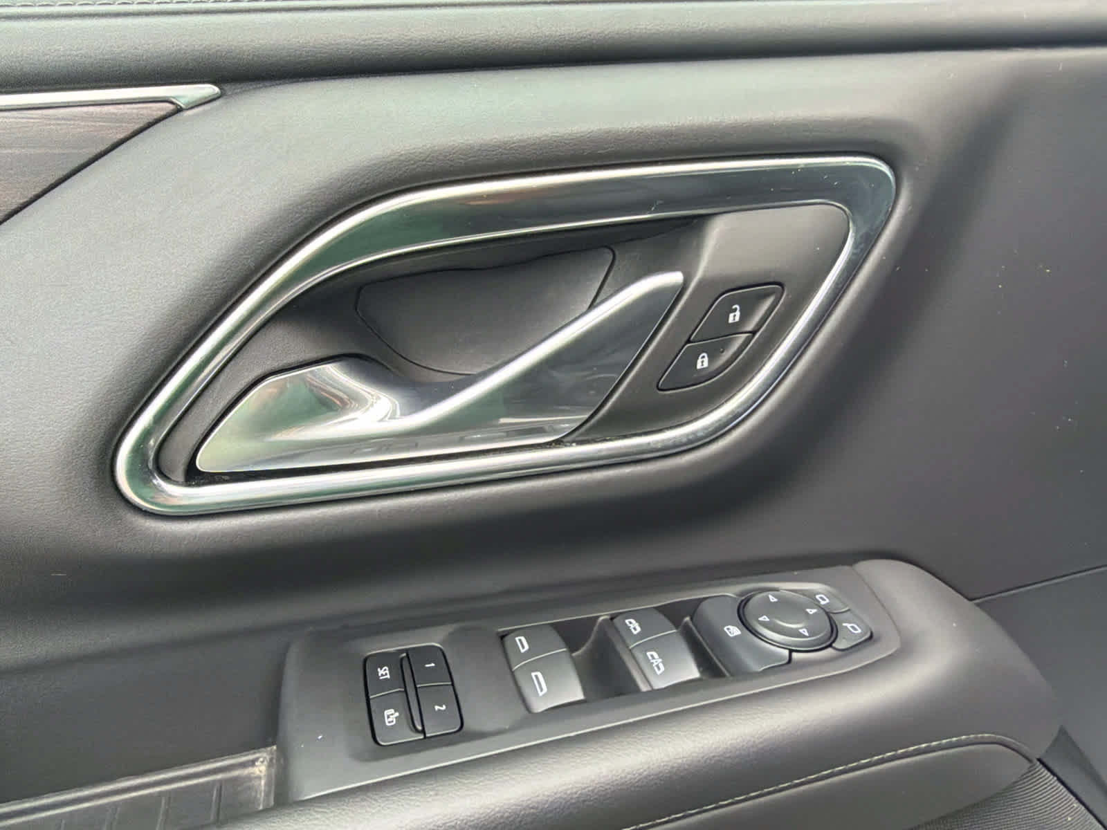 Used 2024 Chevrolet Tahoe LT AWD/4WD image 19