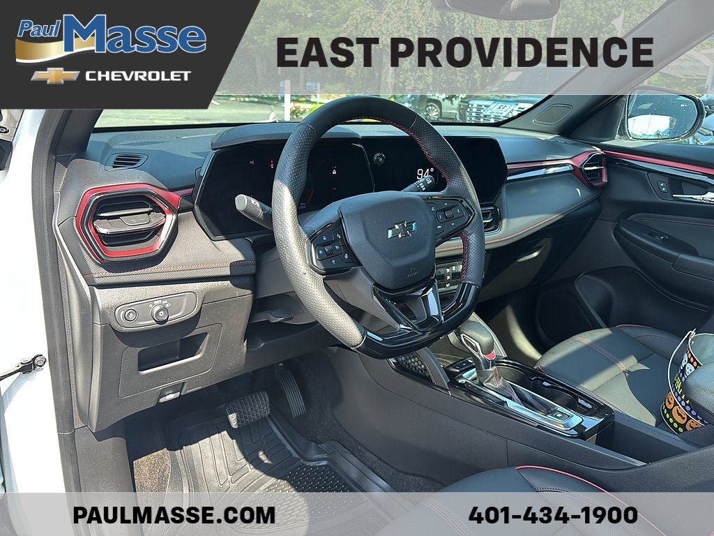 Used 2024 Chevrolet TrailBlazer RS w/ Convenience Package AWD/4WD image 11