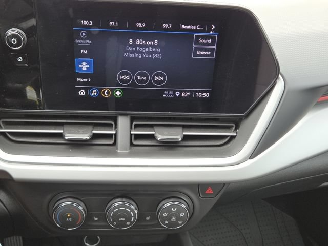 Used 2024 Chevrolet Trax RS w/ Driver Confidence Package FWD image 26
