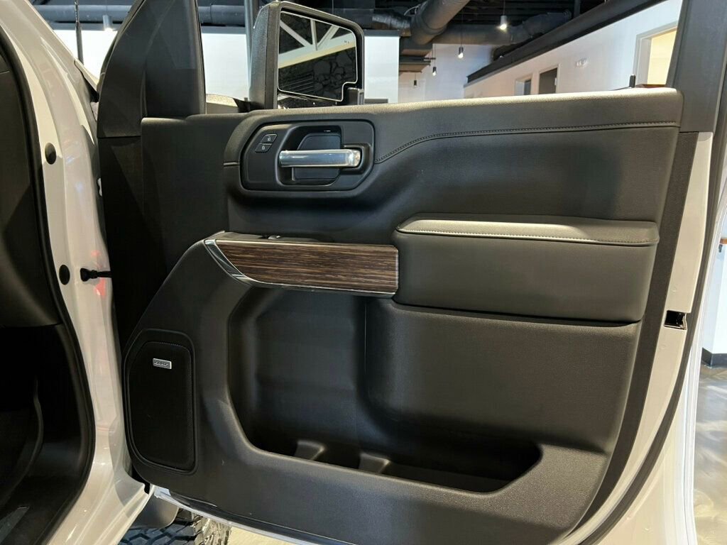 Used 2023 Chevrolet Silverado 2500 High Country image 31