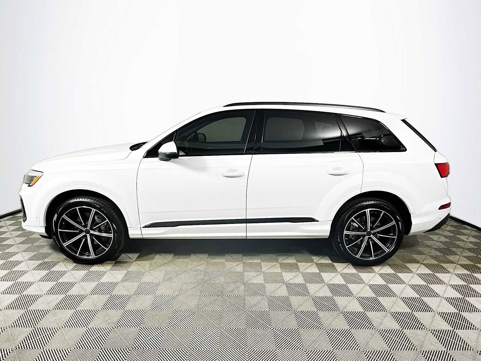 New 2026 Audi Q7 2.0T Premium Plus image 4