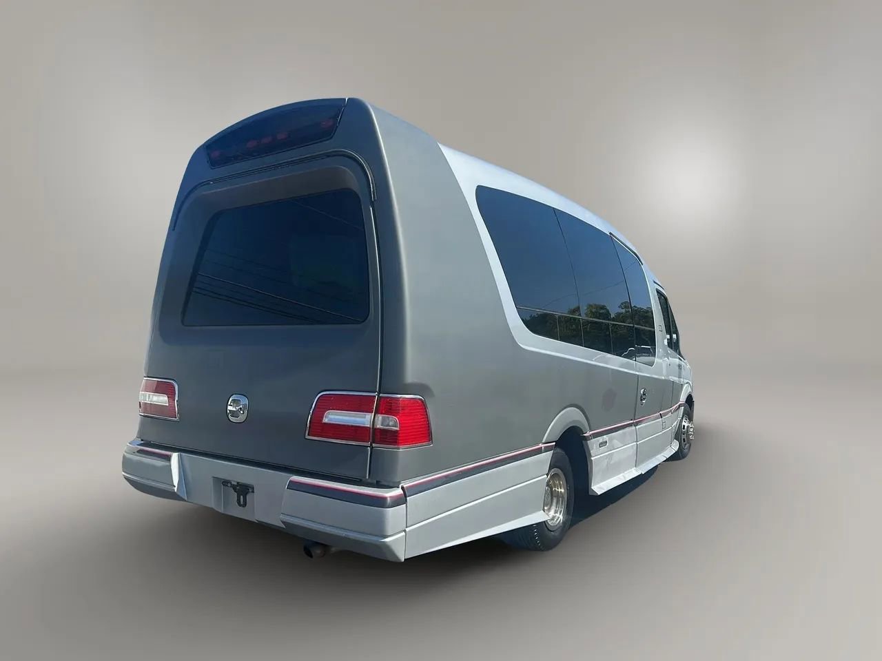 Used 2008 Dodge Sprinter 3500 image 5