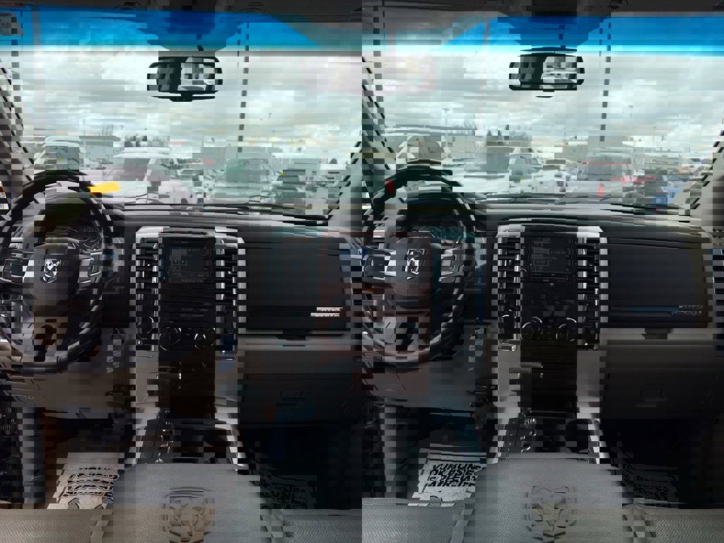 Used 2009 Dodge Ram 1500 Truck Laramie AWD/4WD image 20