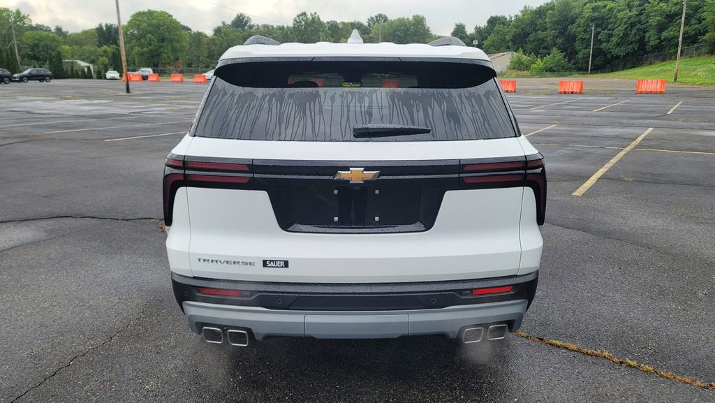 New 2026 Chevrolet Traverse LT w/ Driver Confidence Package image 10