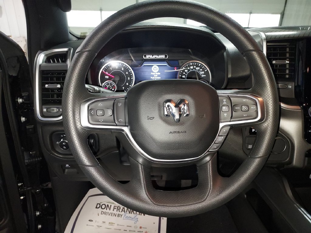 New 2026 RAM 1500 Express AWD/4WD image 21