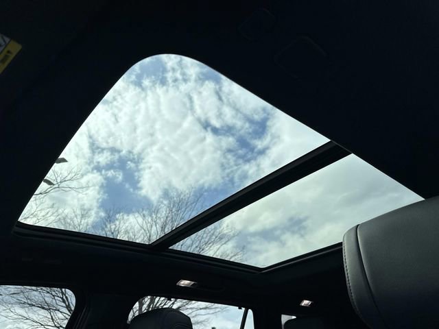 Used 2025 Toyota Sequoia Limited w/ Tow Technology Package image 22