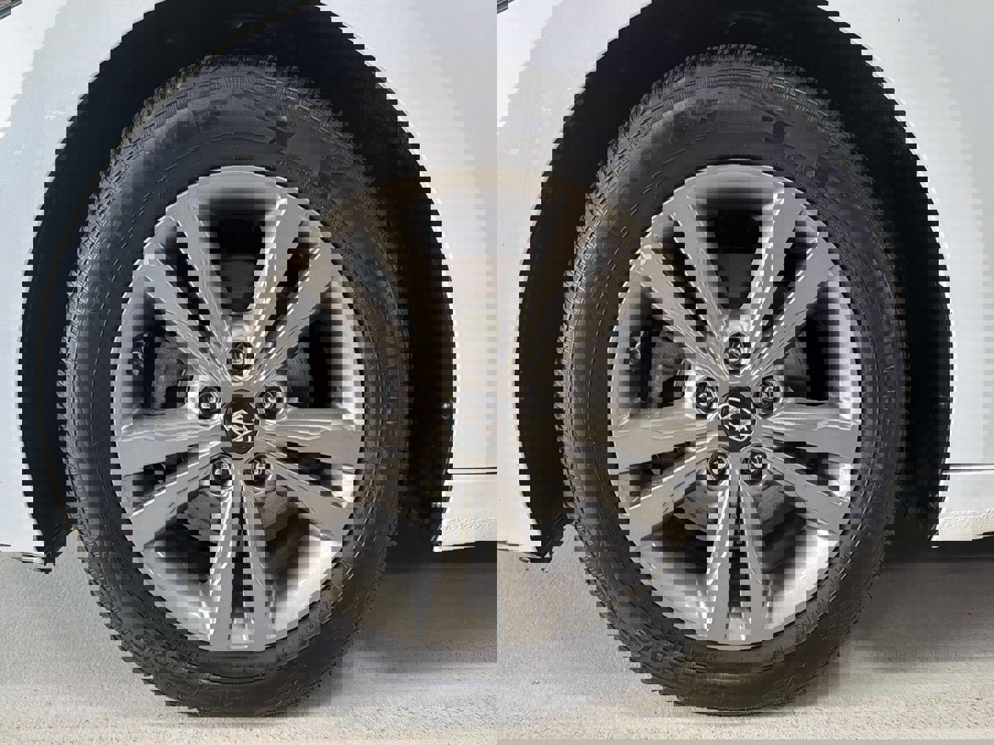 Used 2018 Hyundai Elantra SEL image 27