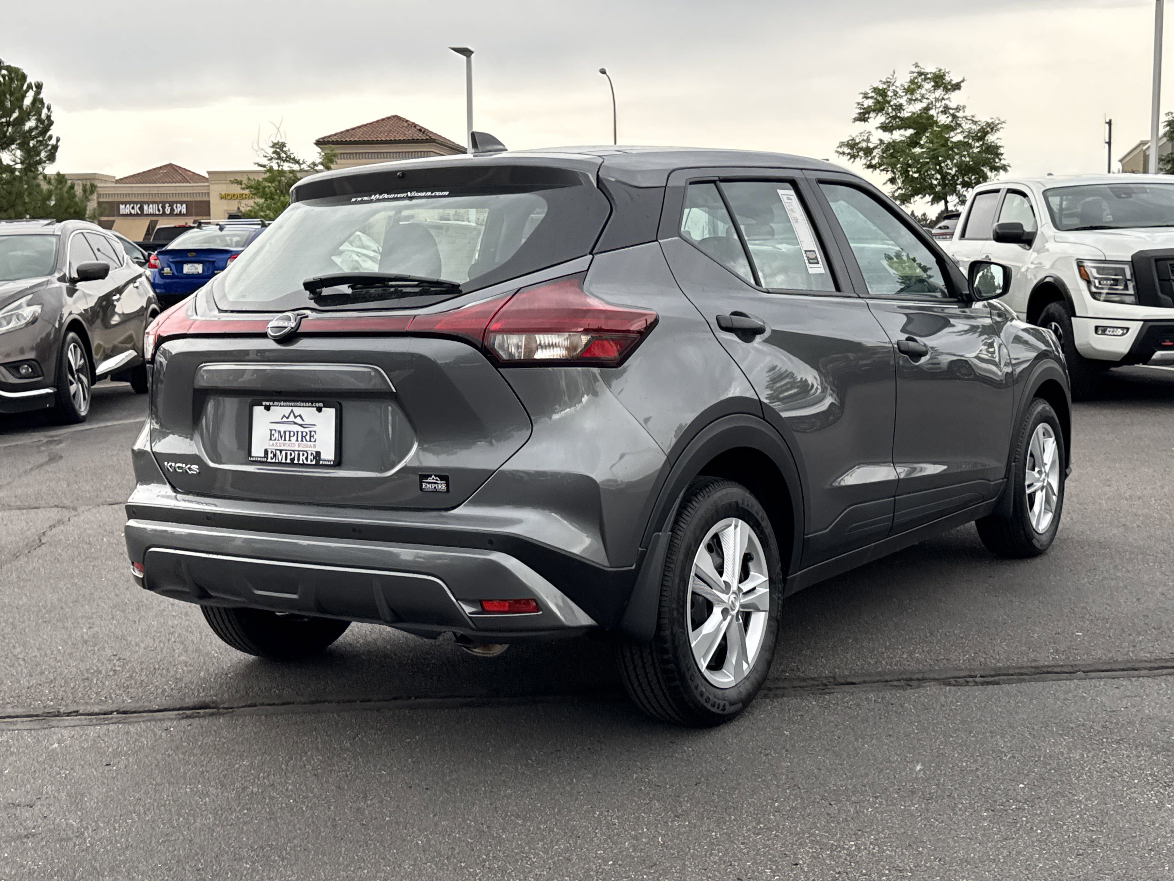 New 2025 Nissan Kicks Play S image 3