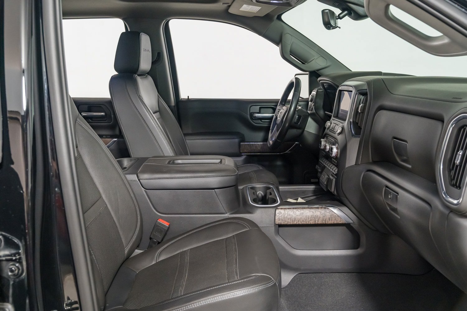 Used 2022 GMC Sierra 1500 Denali w/ Denali Reserve Package AWD/4WD image 30