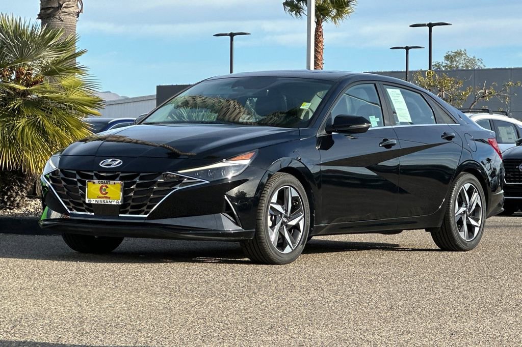 Used 2023 Hyundai Elantra Limited image 8