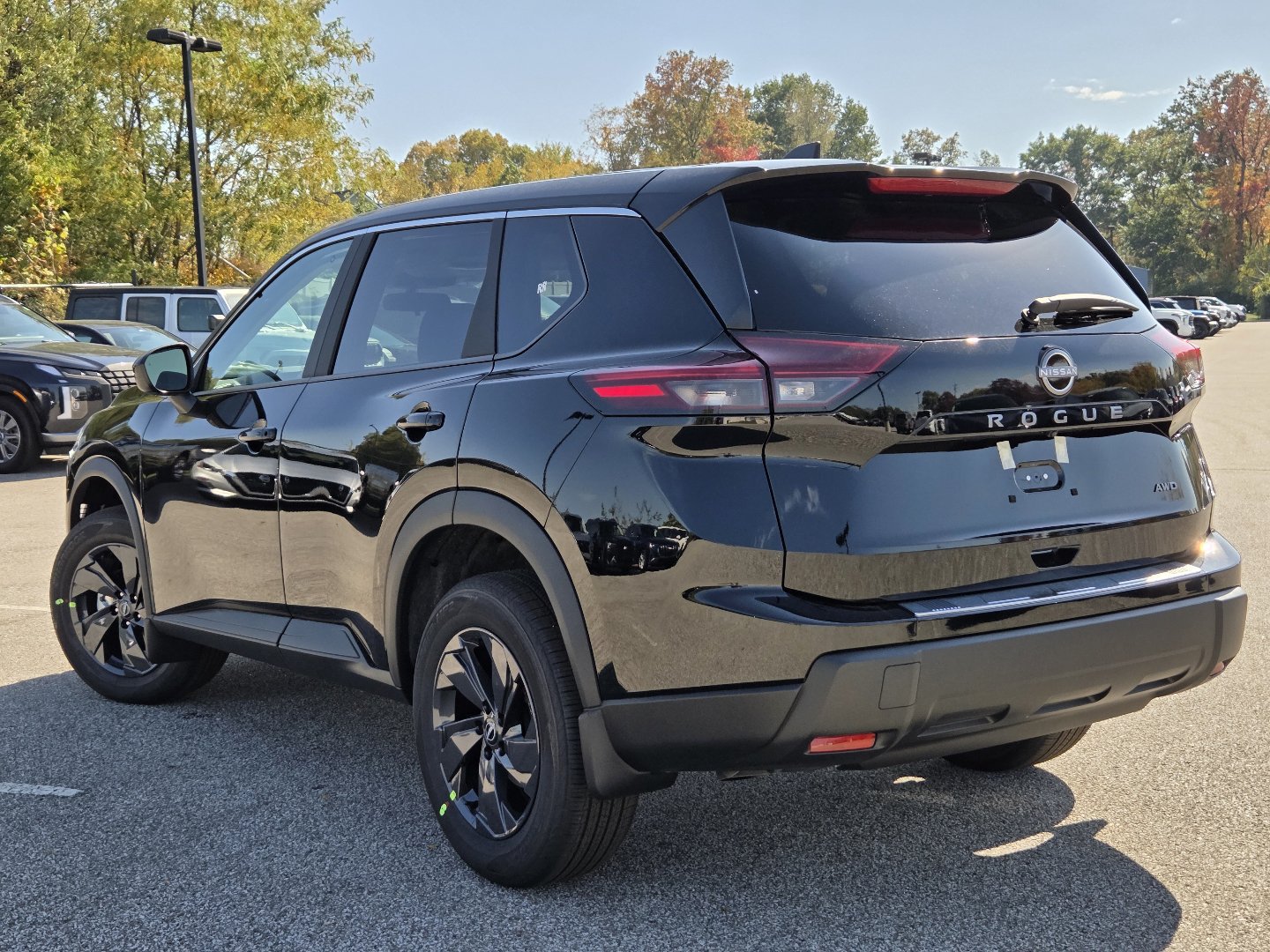 New 2027 Nissan Rogue SV w/ Cold Weather Package AWD/4WD image 15