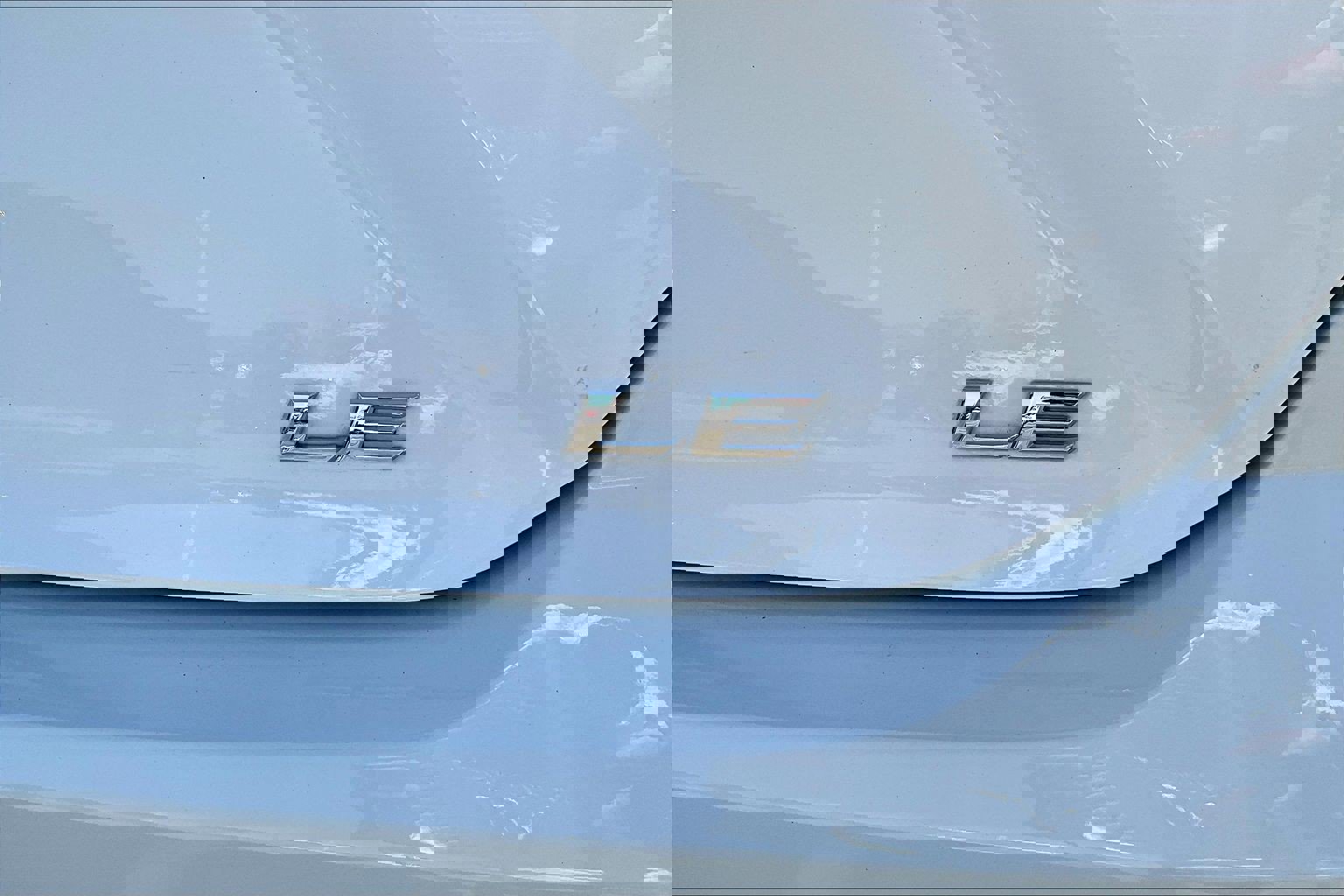 Used 2025 Toyota Camry LE FWD image 8