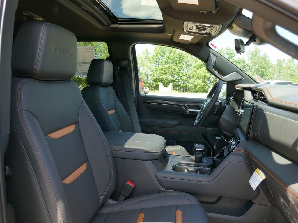 New 2026 GMC Sierra 1500 AT4 w/ AT4 Premium Package AWD/4WD image 13