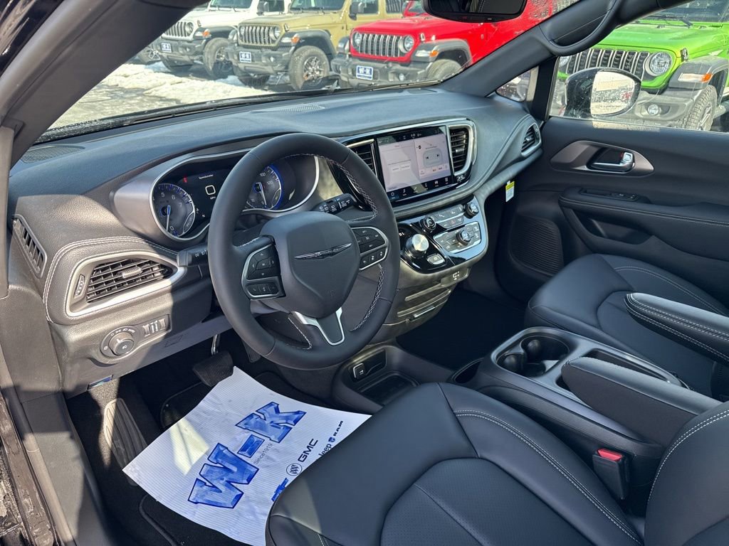 New 2026 Chrysler Pacifica Select image 12