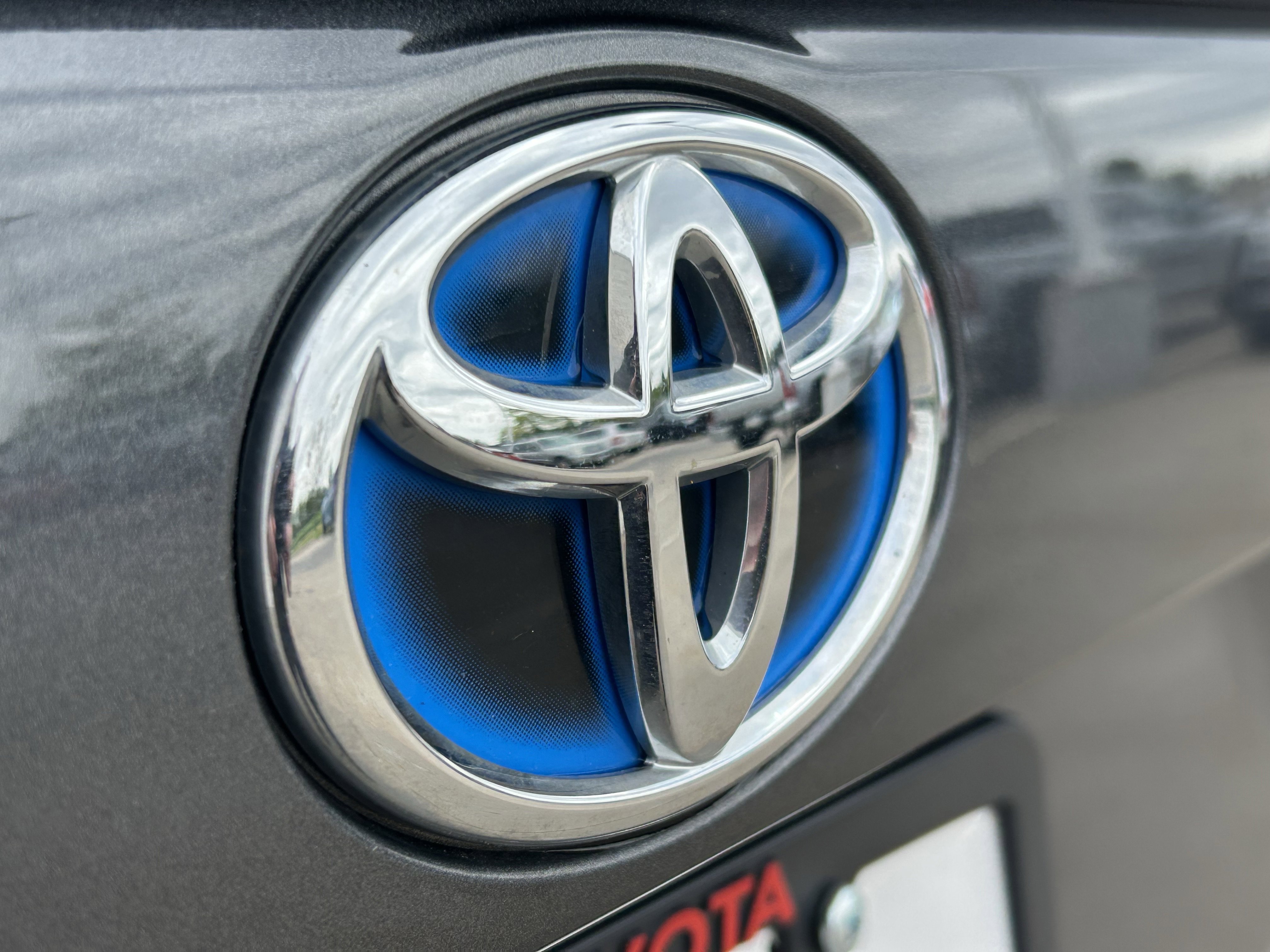 Certified 2024 Toyota RAV4 XLE Premium w/ Weather Package AWD/4WD image 7