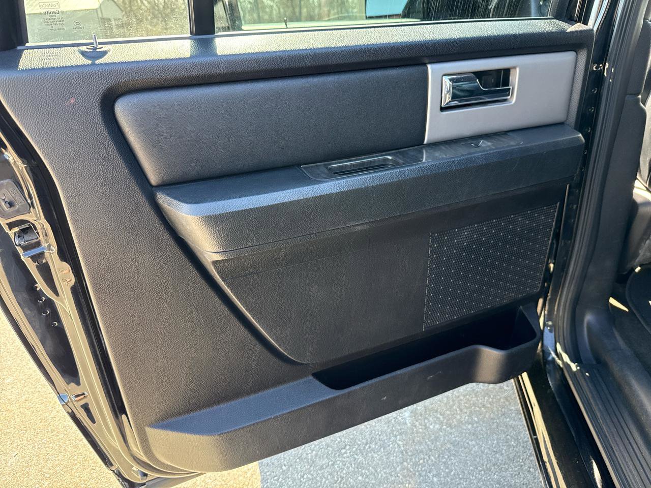 Used 2017 Ford Expedition Max Limited image 21