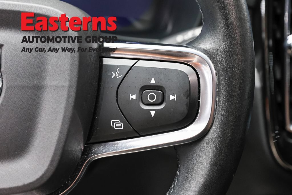 Used 2023 Volvo XC40 Recharge Plus AWD/4WD image 16