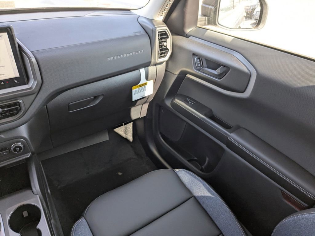 New 2026 Ford Bronco Sport Outer Banks image 17