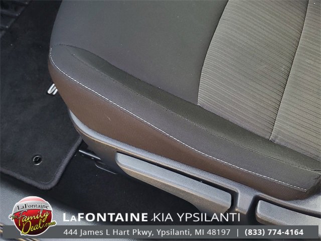 Used 2025 Nissan Sentra SV image 11