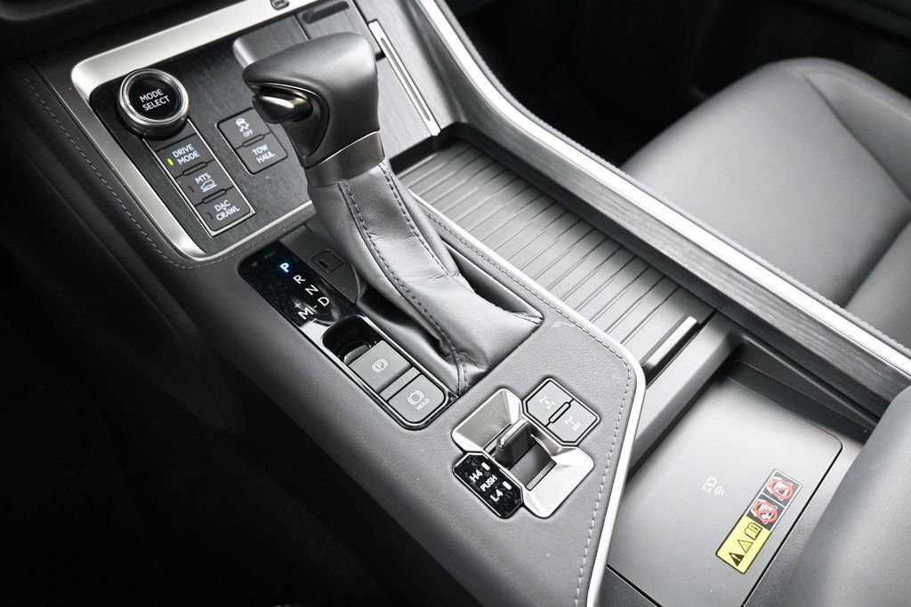Used 2024 Lexus GX 550 AWD/4WD image 22