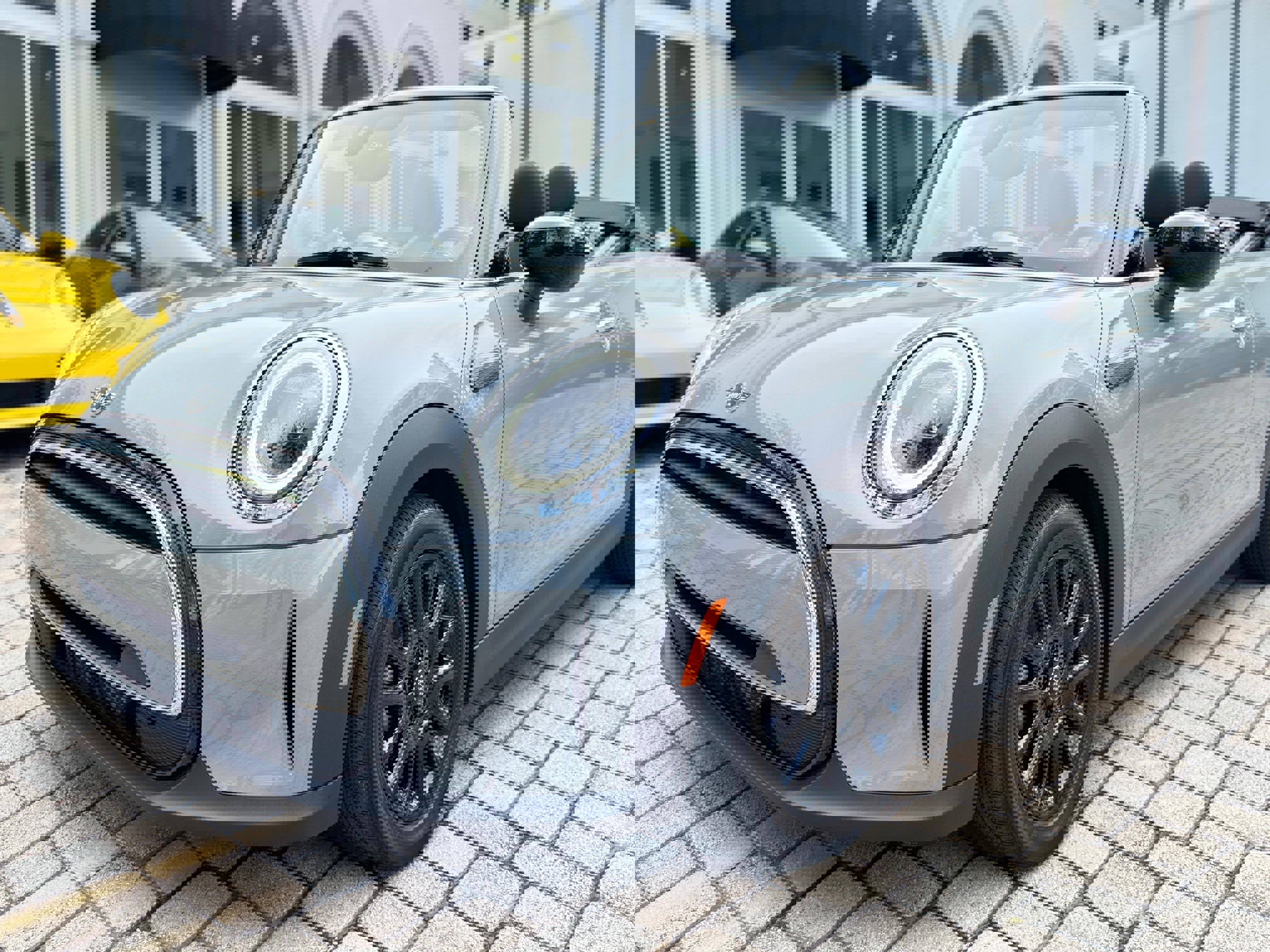 Used 2023 MINI Cooper Convertible image 3