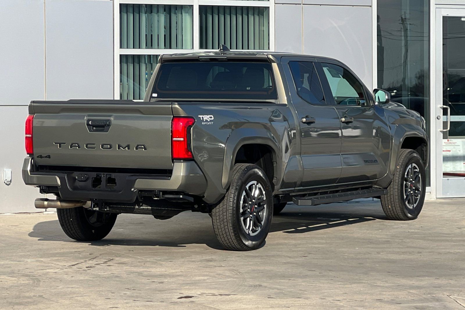 Certified 2025 Toyota Tacoma TRD Sport image 4