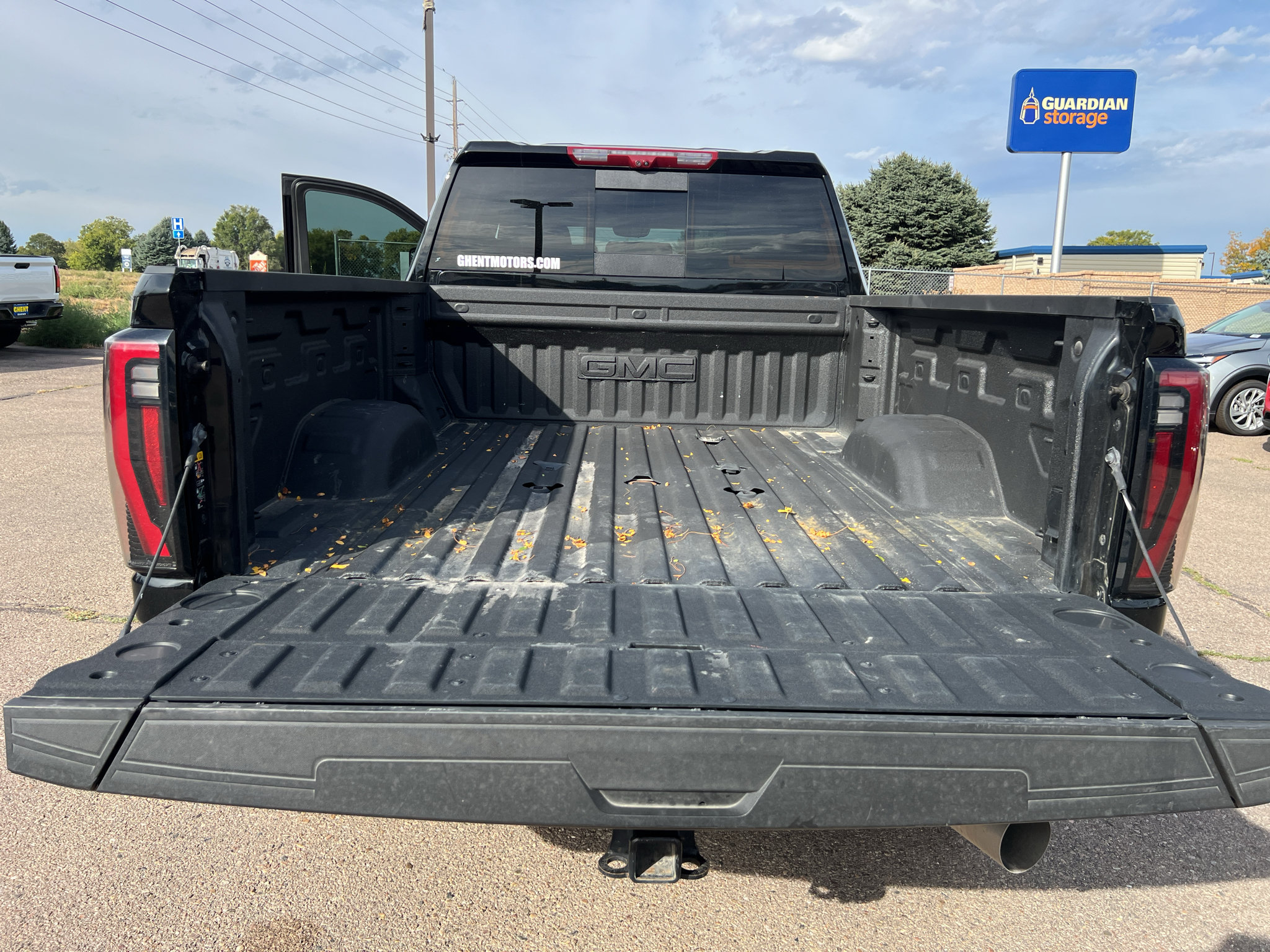 Used 2026 GMC Sierra 3500 AT4 w/ AT4 Premium Plus Package AWD/4WD image 27