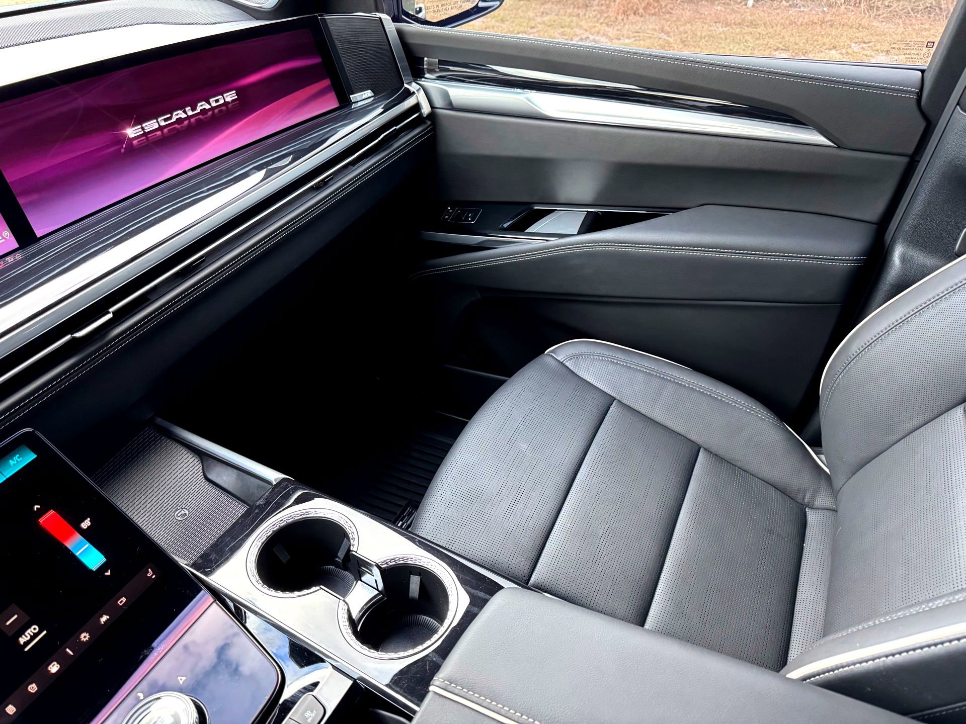 Used 2025 Cadillac Escalade Sport w/ Touring Package image 44