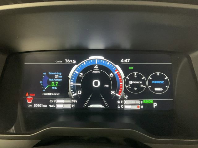 Used 2025 Toyota Sequoia SR5 AWD/4WD image 30