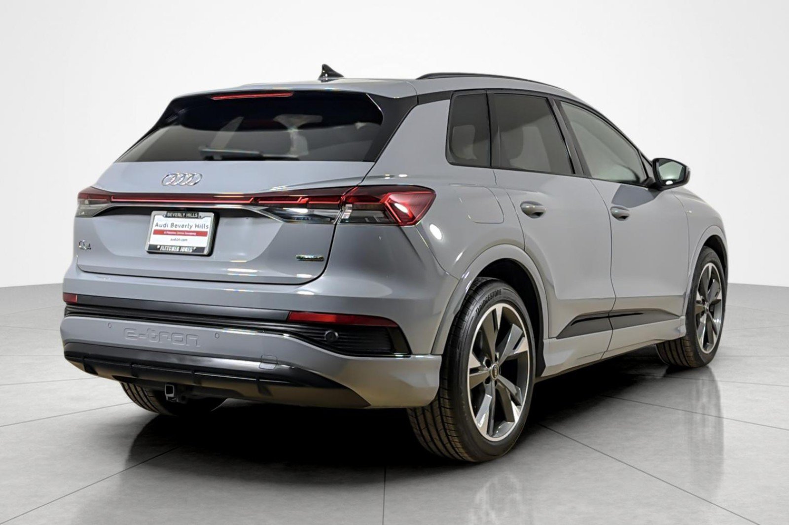 Certified 2024 Audi Q4 e-tron Premium w/ Convenience Package AWD/4WD image 5