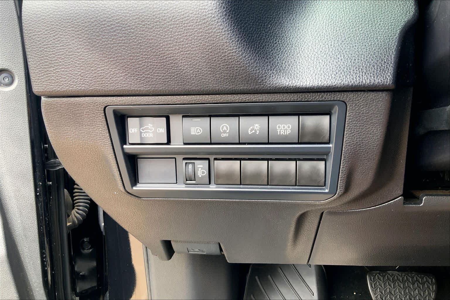 Used 2024 Toyota Tundra SR5 AWD/4WD image 35