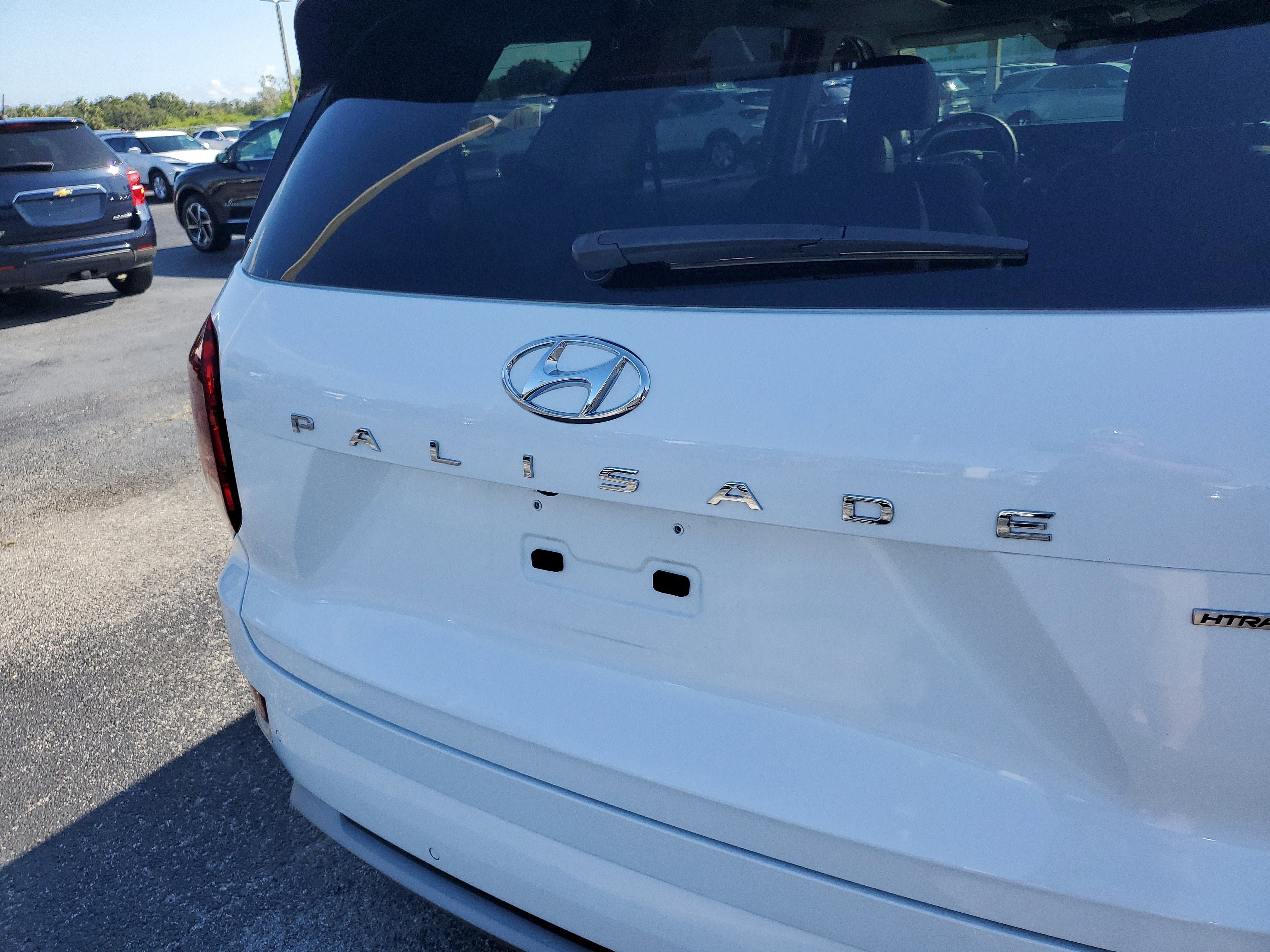 Used 2022 Hyundai Palisade Limited w/ Cargo Package image 8