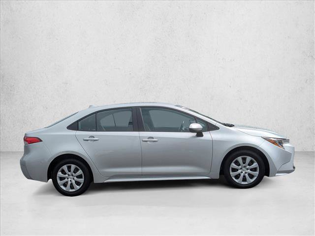 Used 2024 Toyota Corolla LE FWD image 4