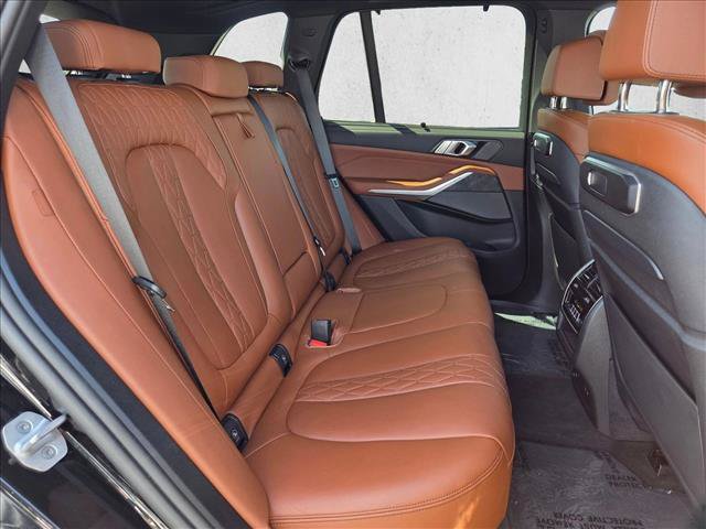 Certified 2025 BMW X5 xDrive50e w/ Executive Package AWD/4WD image 28
