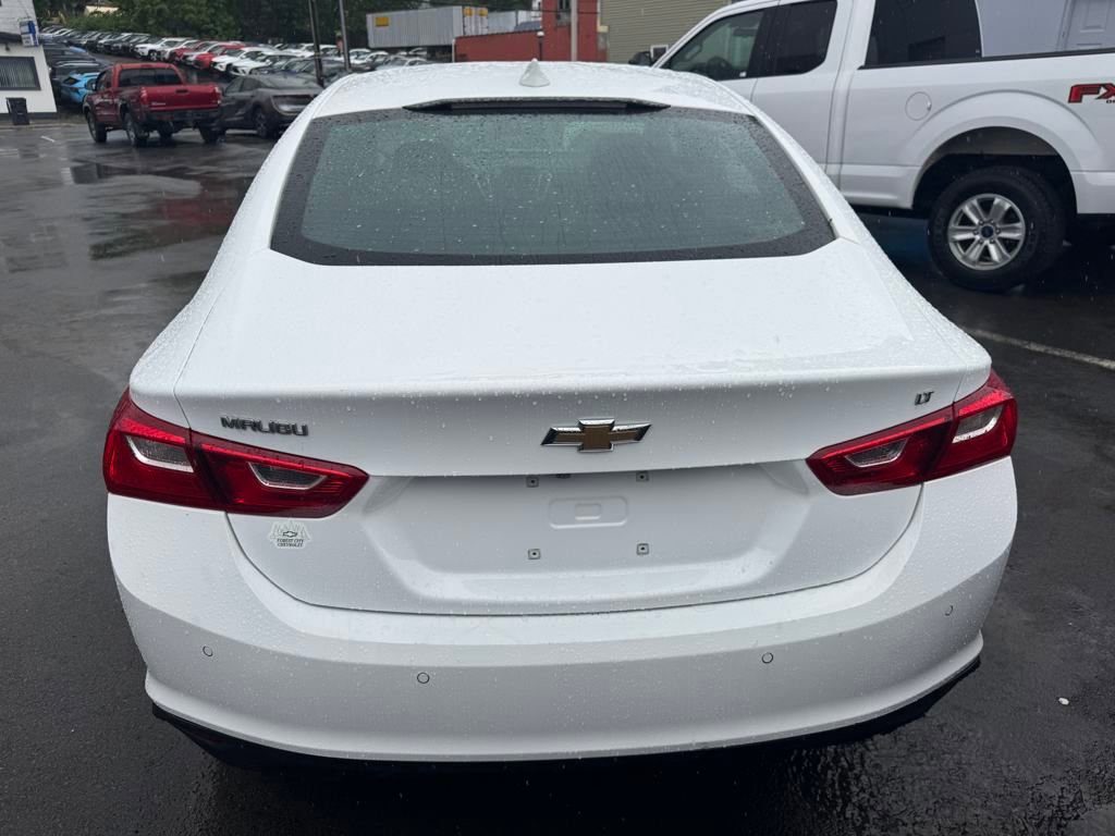 Used 2023 Chevrolet Malibu LT w/ Driver Confidence Package image 4