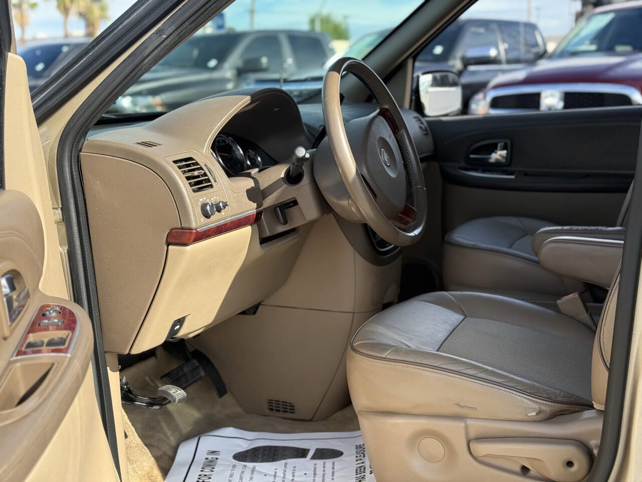 Used 2005 Buick Terraza CX image 8