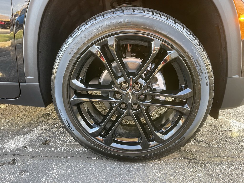 New 2026 Chevrolet Traverse LT w/ Driver Confidence Package image 34