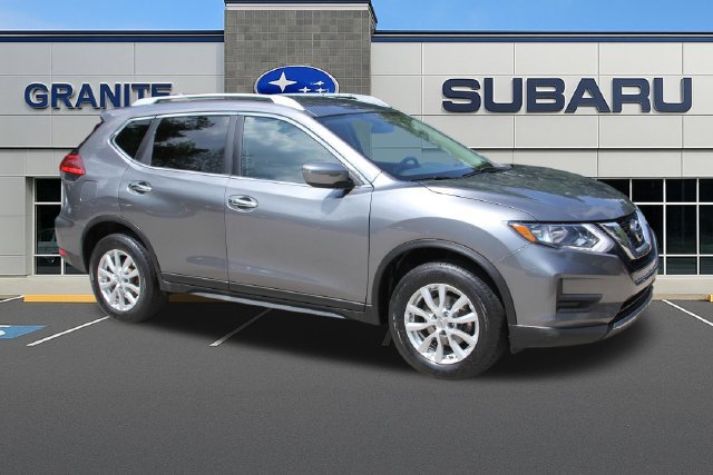 Used 2017 Nissan Rogue SV AWD/4WD image 13
