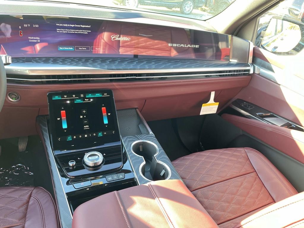 New 2026 Cadillac Escalade Luxury w/ Touring Package image 15