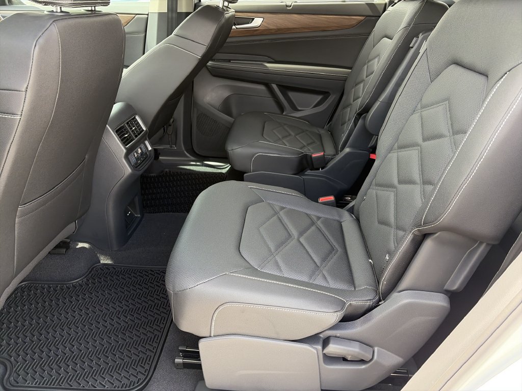 New 2026 Volkswagen Atlas SE AWD/4WD image 17